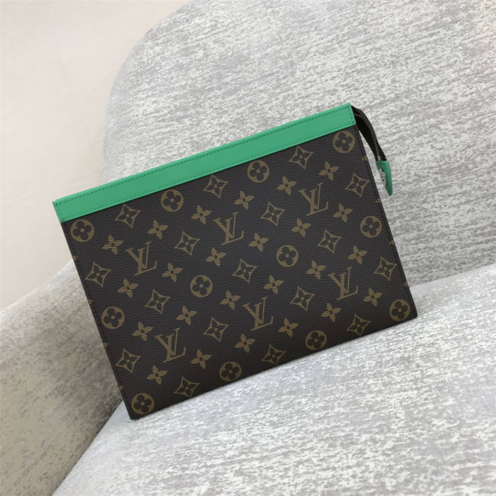 Louis Vuitton Pochette Voyage MM M44466 size：27x21x6cm 2025 new 